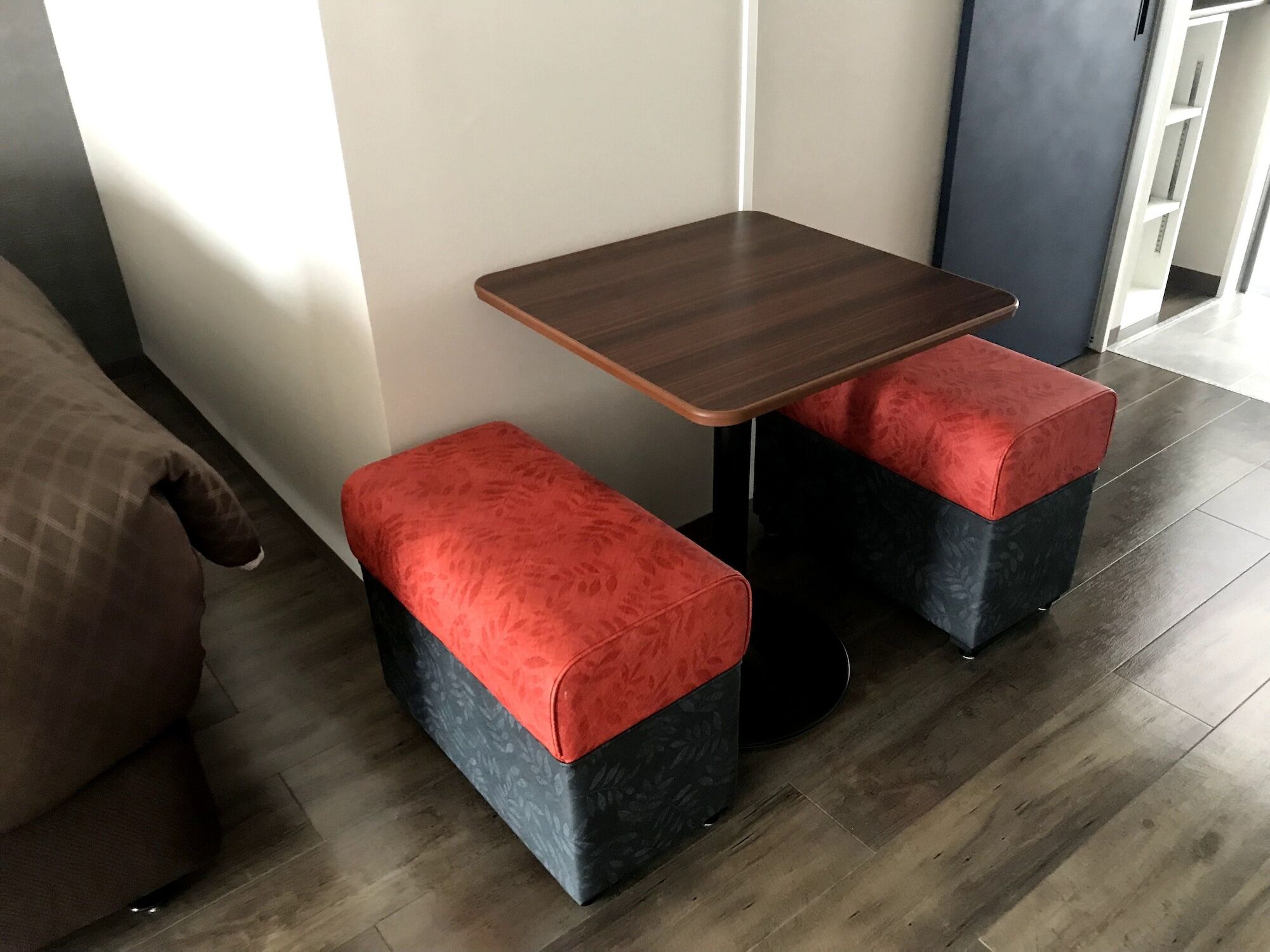 Mr.Kinjo Inn Урума Екстер'єр фото